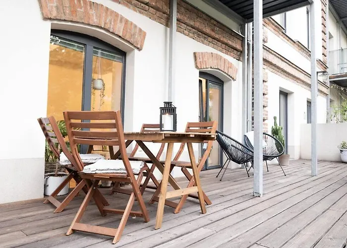 Central Park Apartments - Terrace